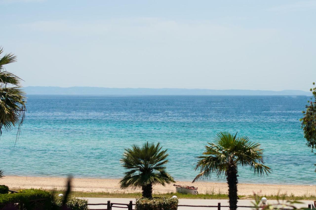 Alexger Beach Front Deluxe House Nikiti  Exteriér fotografie